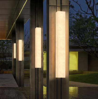 Kinkiet ścienny LED z kamienia naturalnego – pionowa lampa ścienna premium