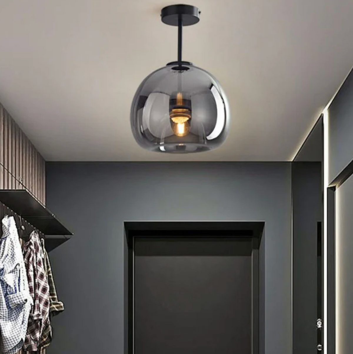 Lampa sufitowa szklana kula – nowoczesna plafoniera loft z transparentnym kloszem