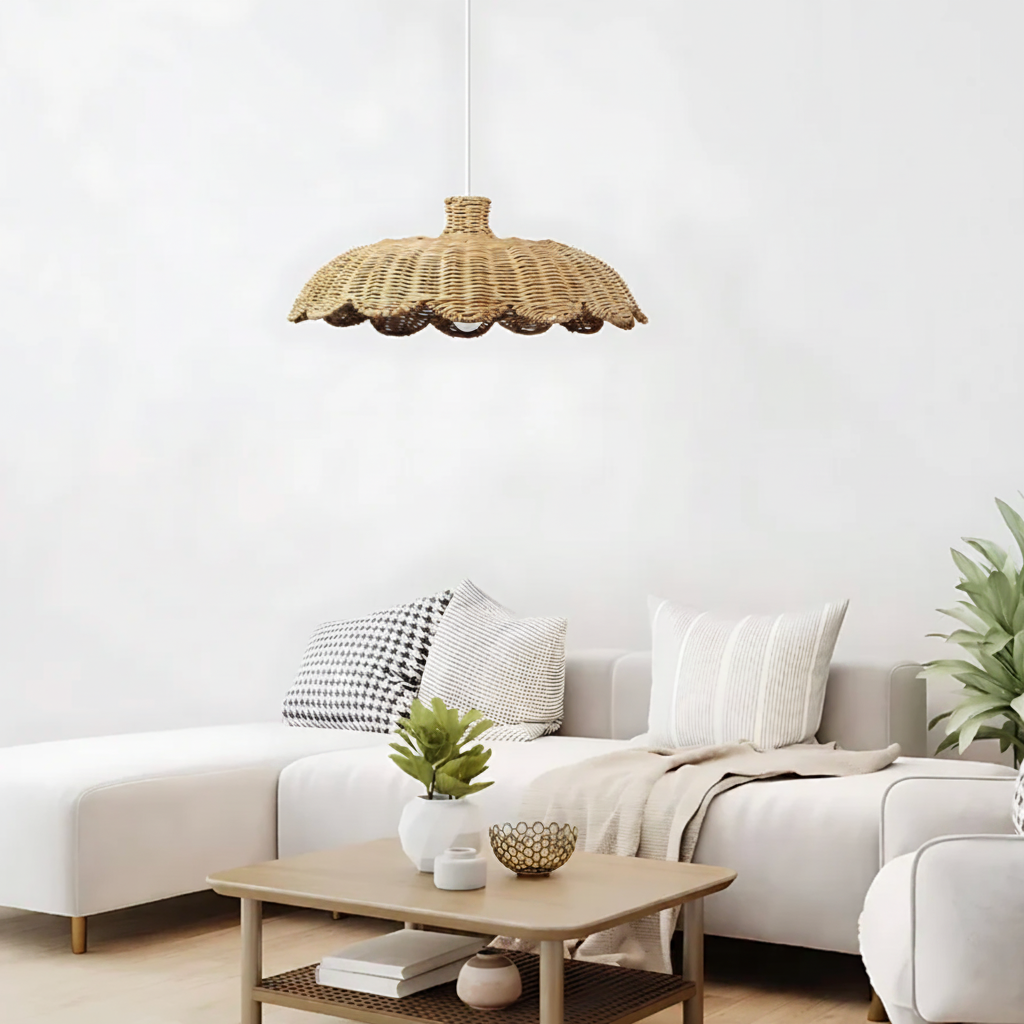 Pleciona lampa wisząca rattanowa – naturalny styl boho
