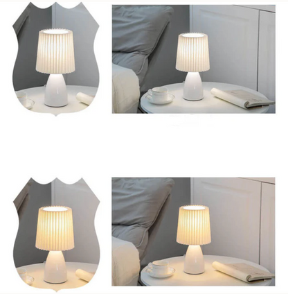 Klasyczna lampa stołowa z plisowanym abażurem w stylu Bauhaus