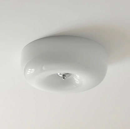 Nowoczesny plafon sufitowy – minimalistyczna lampa w połysku