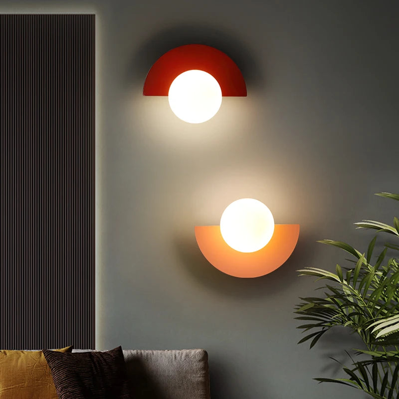 Nowoczesna lampa ścienna LED w stylu geometrycznym półkole