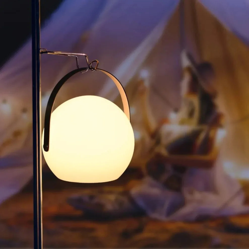 Lampka LED przenośna RGB z pilotem i ładowaniem USB – dekoracyjna lampa stołowa do domu i ogrodu