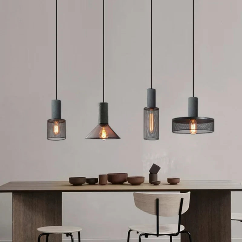 Industrialna lampa wisząca loft LED z metalowym kloszem siatkowym