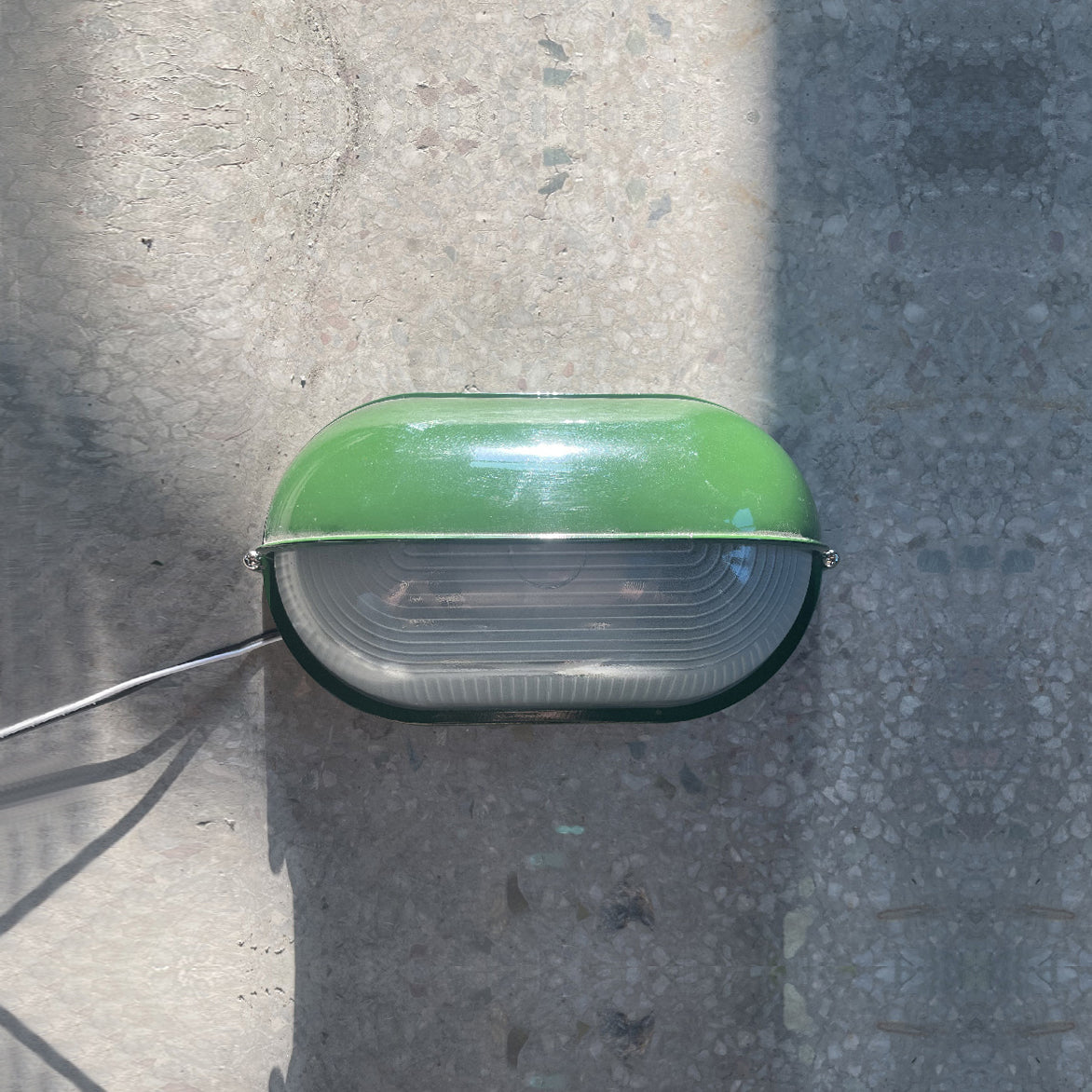 Zewnętrzna lampa ścienna Nico Industrial 24