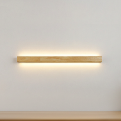 Liniowa lampa ścienna nad lustro z drewnianą obudową