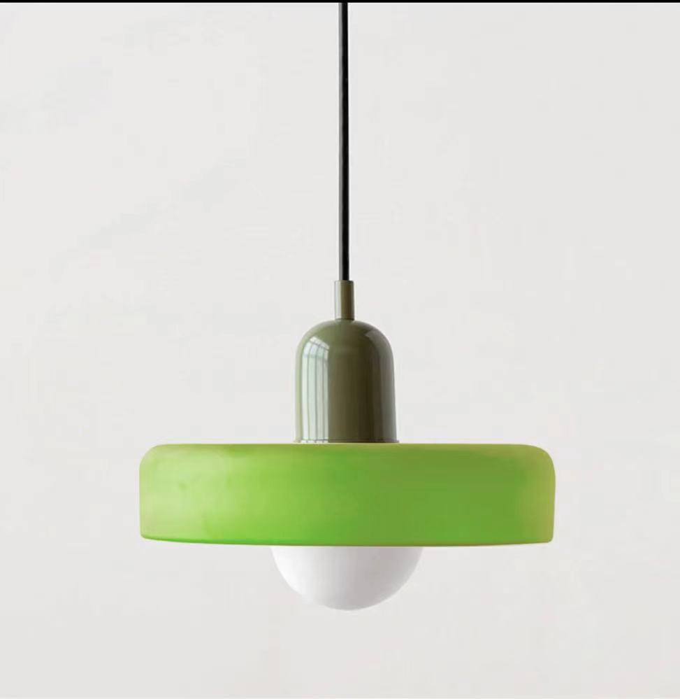 Nowoczesna lampa wisząca z kolorowym szklanym kloszem Bauhaus