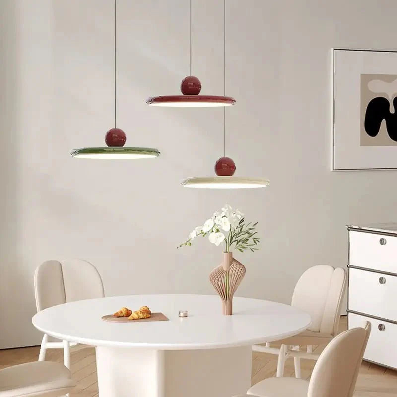 Designerska lampa wisząca LED inspirowana stylem Bauhaus