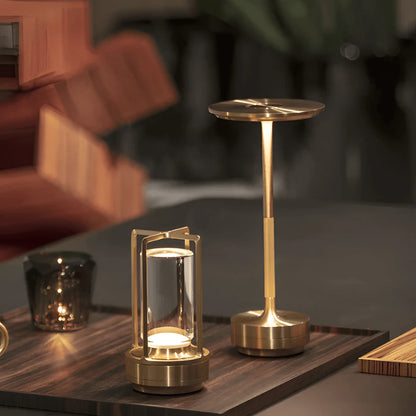 Elegancka lampka stołowa LED – metalowa, ładowana USB, nowoczesny design