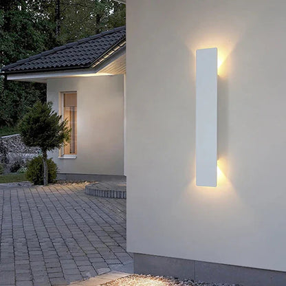 Nowoczesna Zewnętrzna Lampa Elewacyjna – Kinkiet LED Góra/Dół, Wodoodporny, Pionowy Design