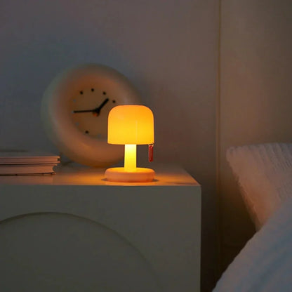 Mini lampka LED retro – przenośna lampka stołowa USB do dekoracji i nastrojowego oświetlenia